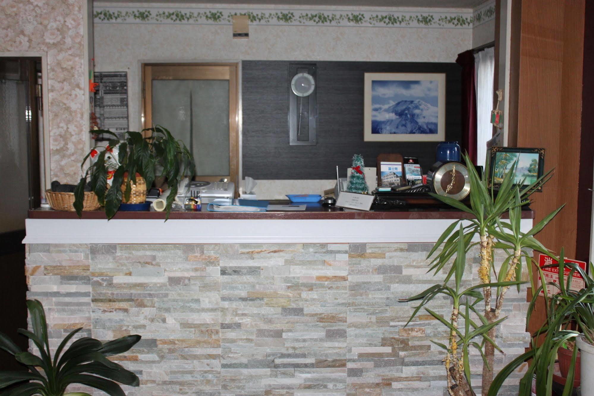 פוג'יושידה Business Hotel Fujimi מראה חיצוני תמונה